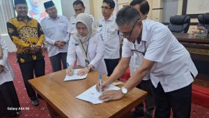 SMAN 4 Pangkalpinang Perkuat Peran Kemanusiaan, Teken MoU dengan PMI dan Raih Penghargaan